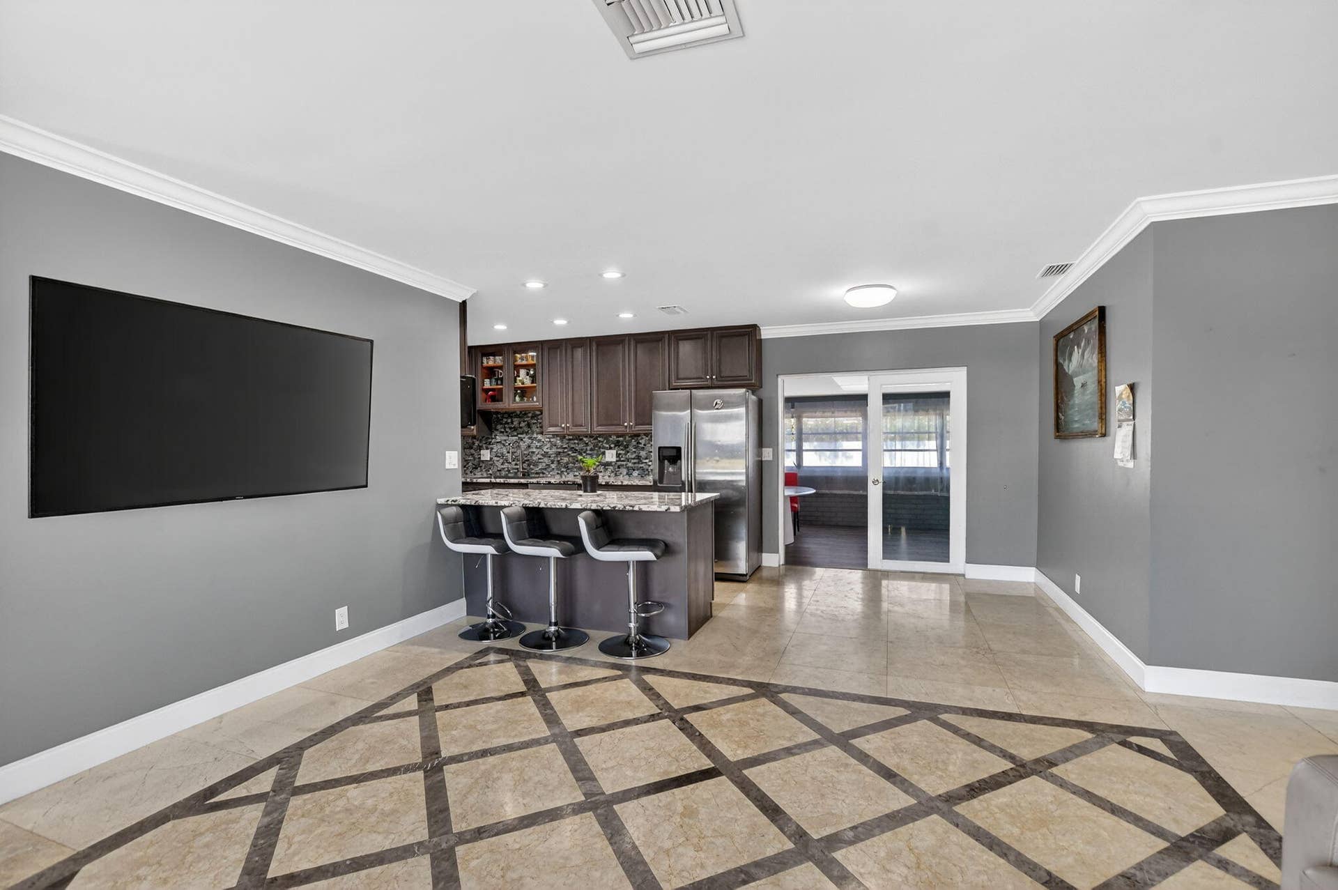 Living Room & Dining Area