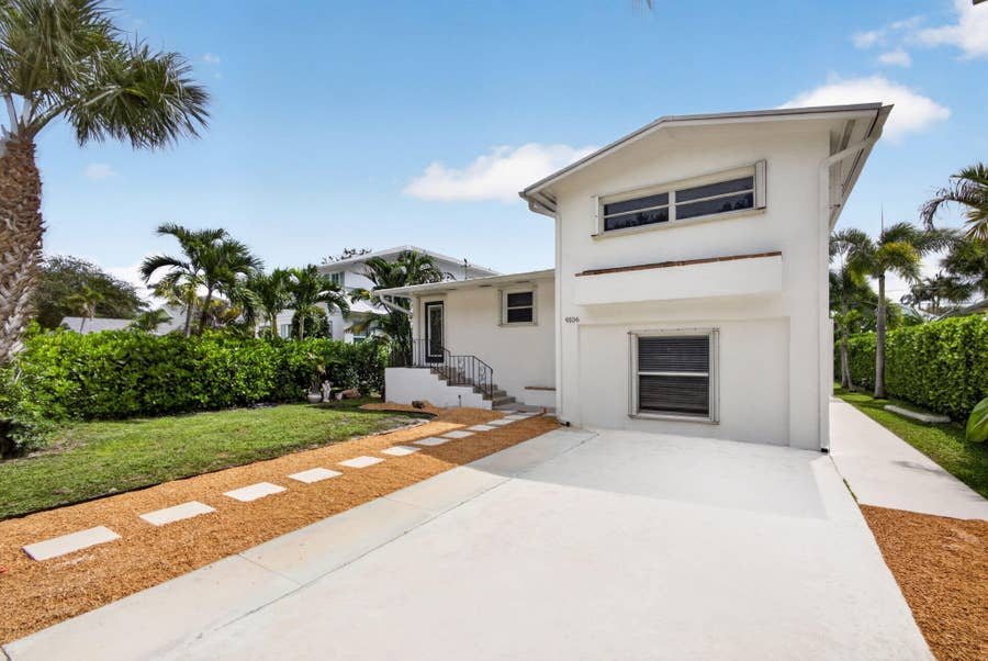 Property photo for 9106 SE VENUS Street, Hobe Sound, FL