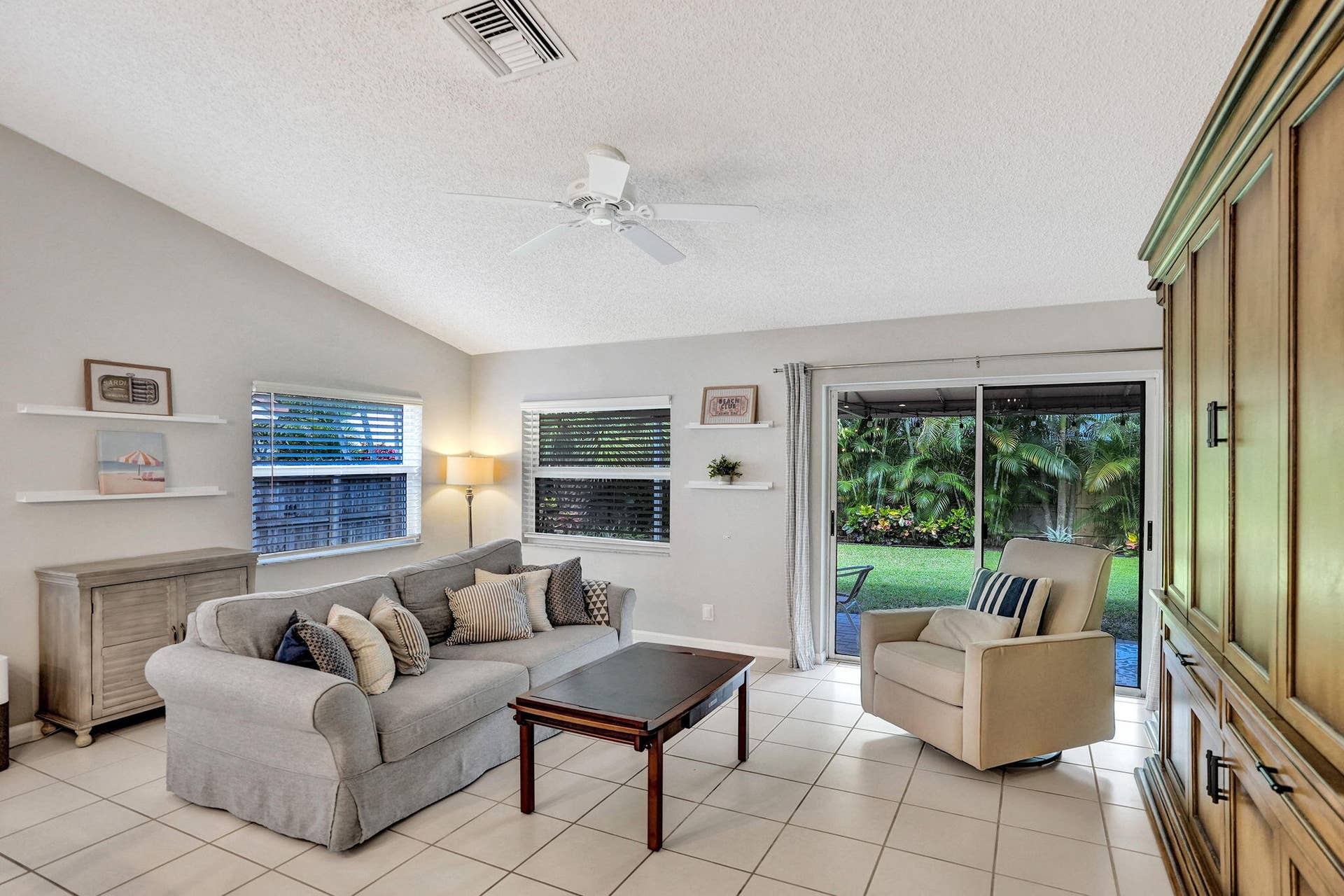 3763 S LANCEWOOD Place, Delray Beach, FL 33445 50-web-or-mls-DSC08281