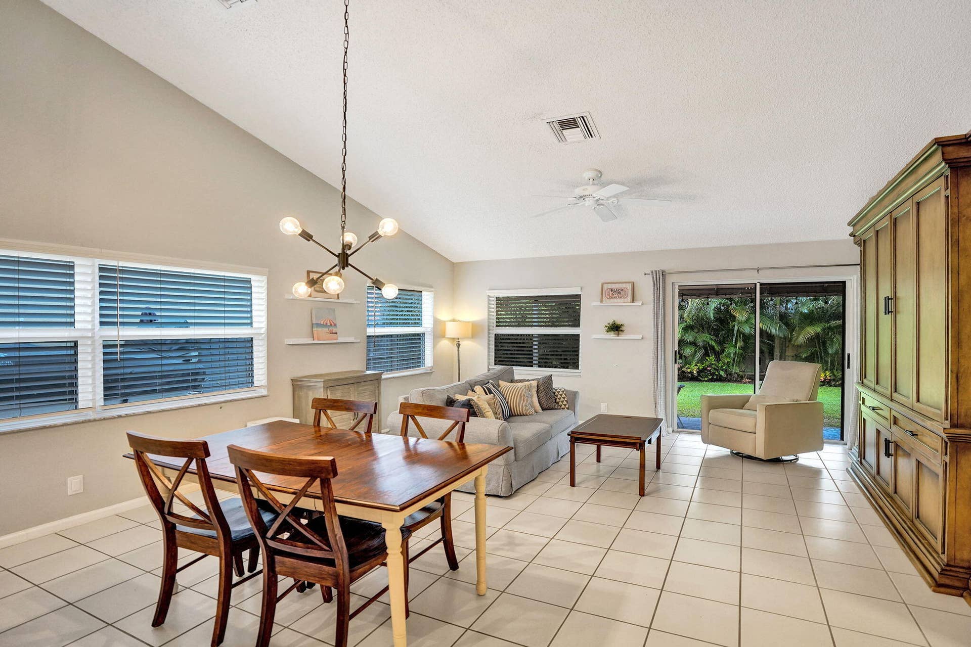 3763 S LANCEWOOD Place, Delray Beach, FL 33445 19-web-or-mls-DSC08185