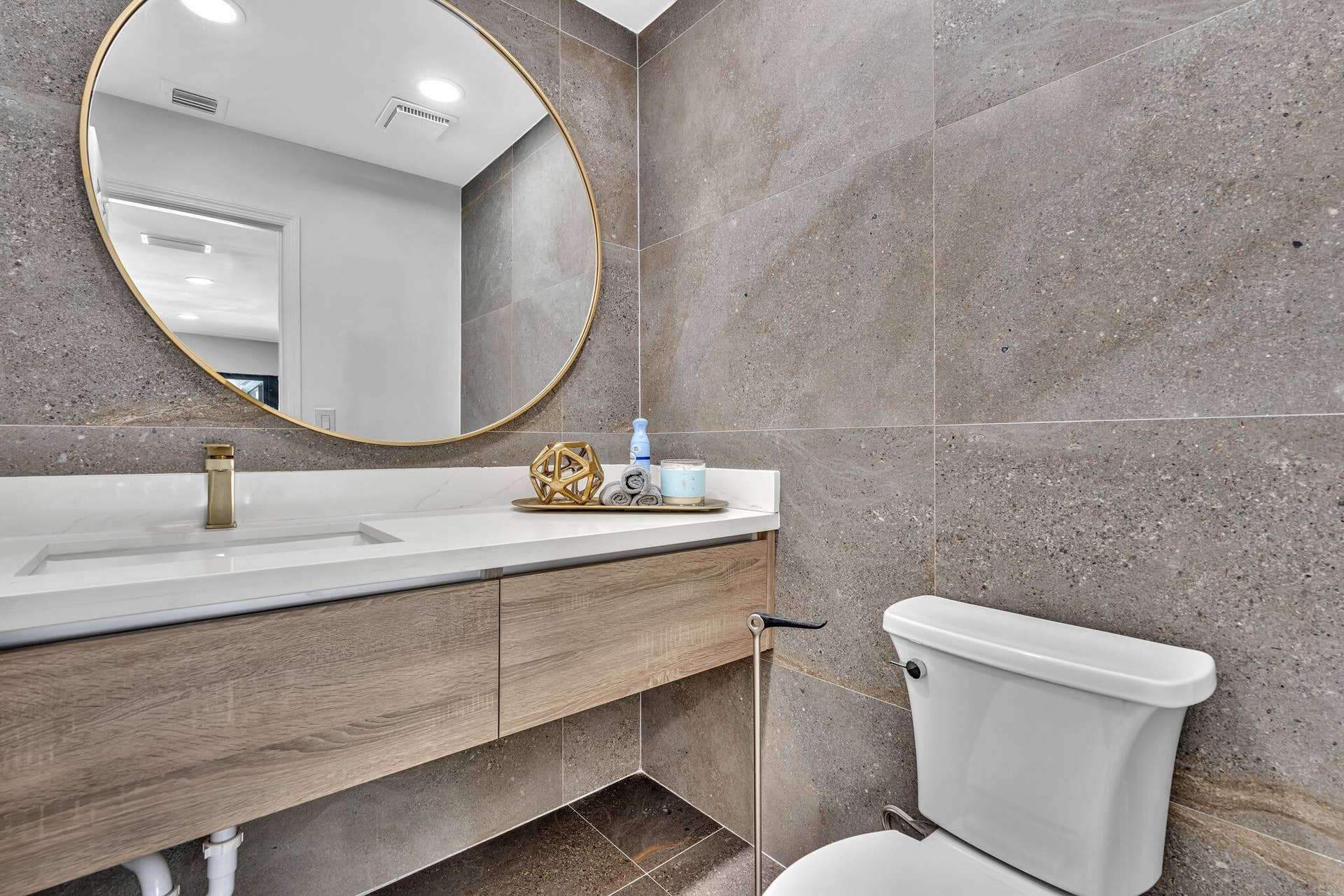 136 GREENS Road, Hollywood, FL 33021 FPP00331