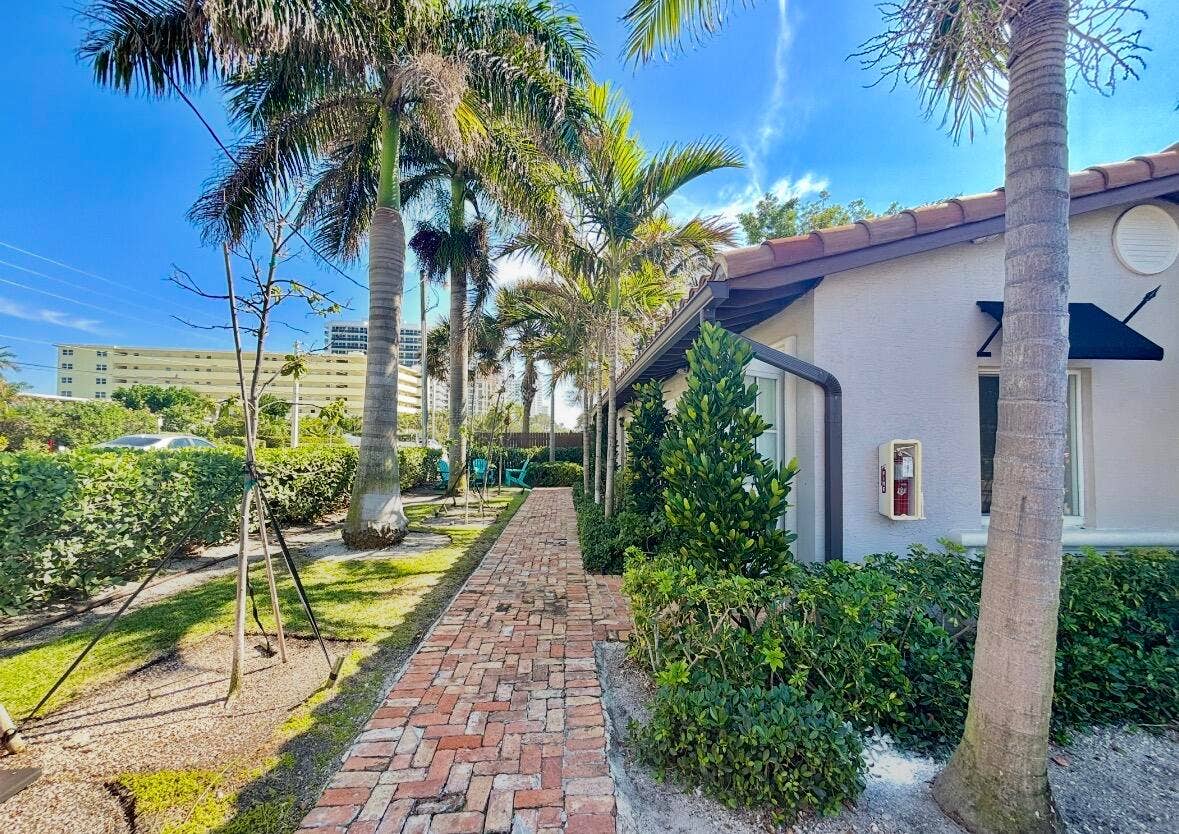 201 S Ocean Boulevard, #2, Boca Raton, Boca Raton, FL 33432 IMG_8700
