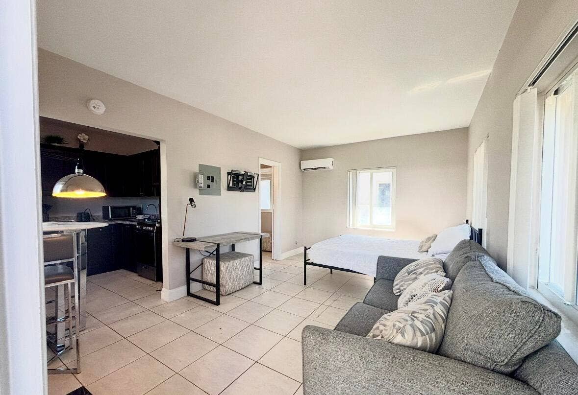 201 S Ocean Boulevard, #2, Boca Raton, Boca Raton, FL 33432 IMG_8701