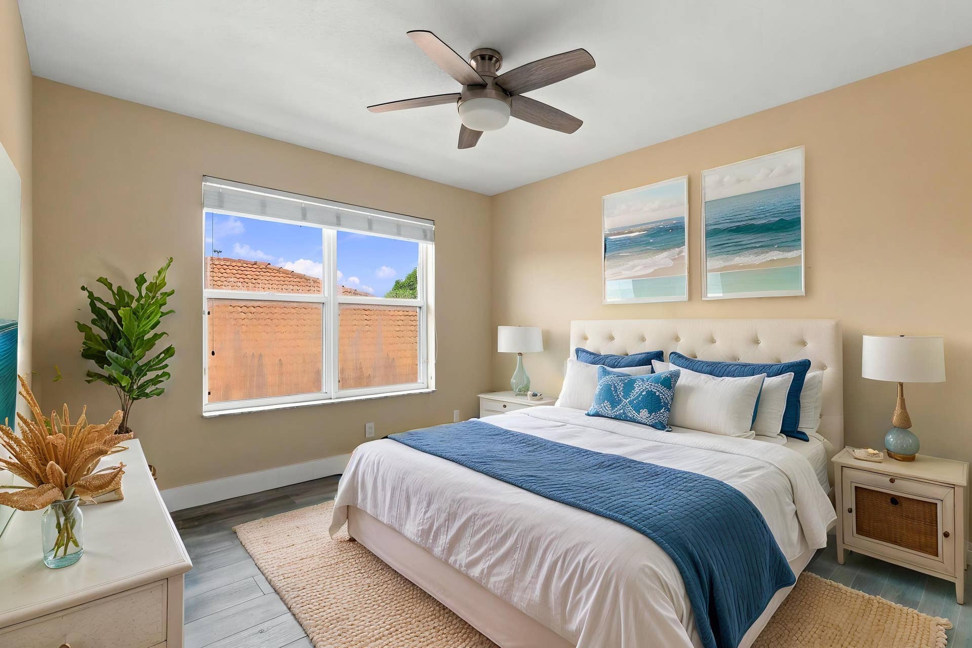 1434 Artimino Lane, Boynton Beach, FL 33436 There is no shortage of space in this beautifully updated 4 bedroom, 2.5 bathroom home.