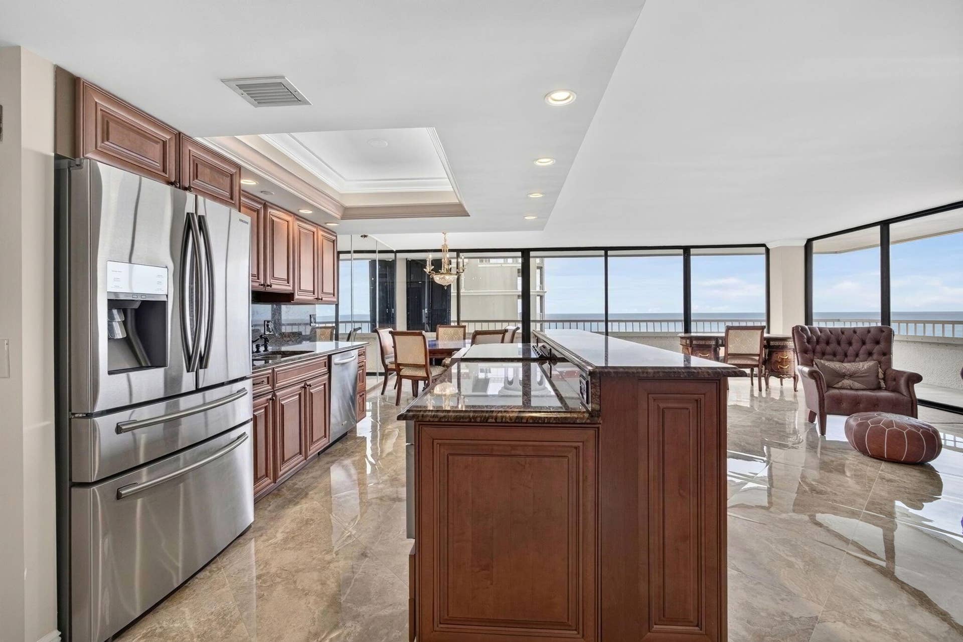 5280 N Ocean Drive, #12B, Riviera Beach, FL 33404 Open Kitchen Floor Plan