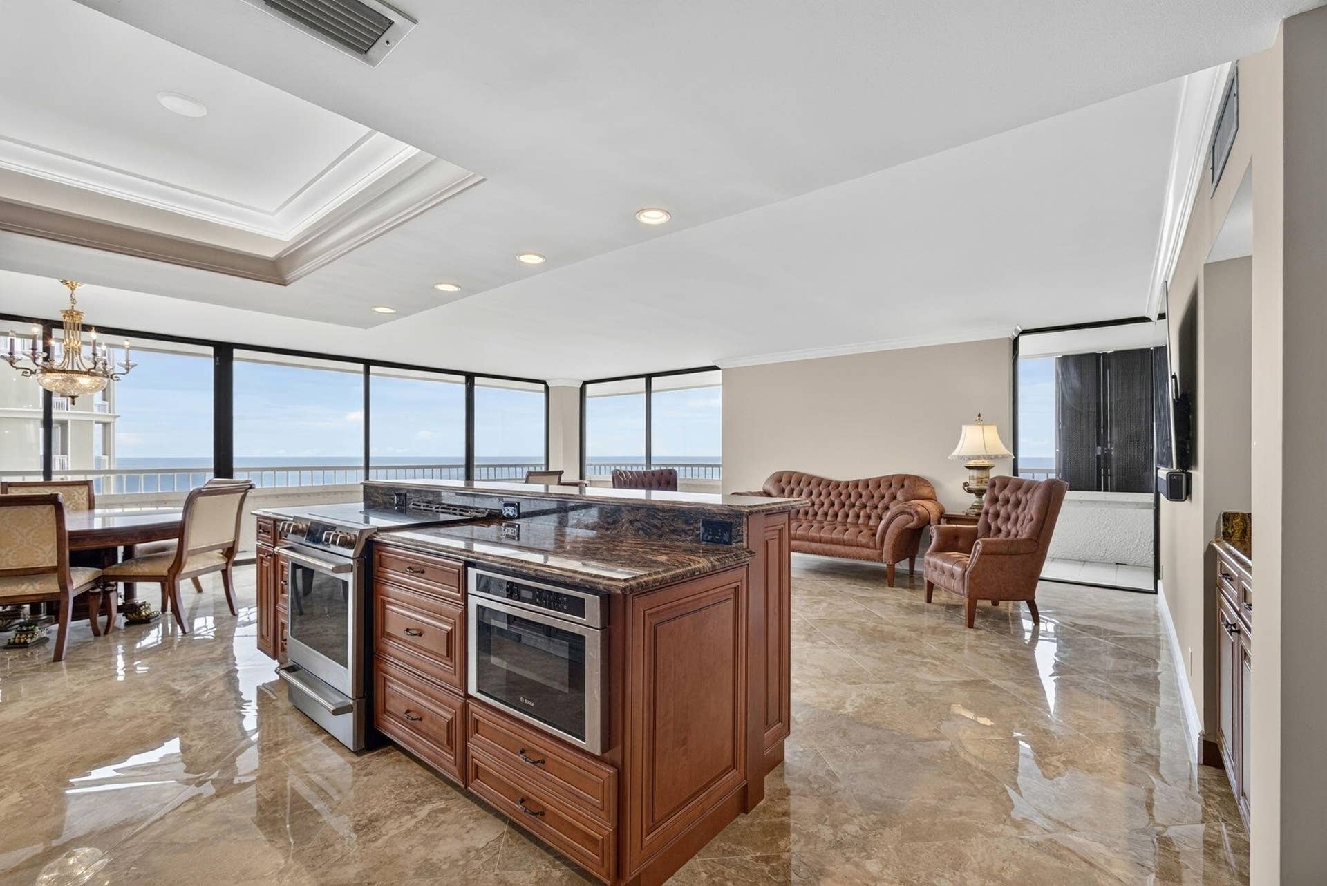 5280 N Ocean Drive, #12B, Riviera Beach, FL 33404 4-web-or-mls-5D1A1143