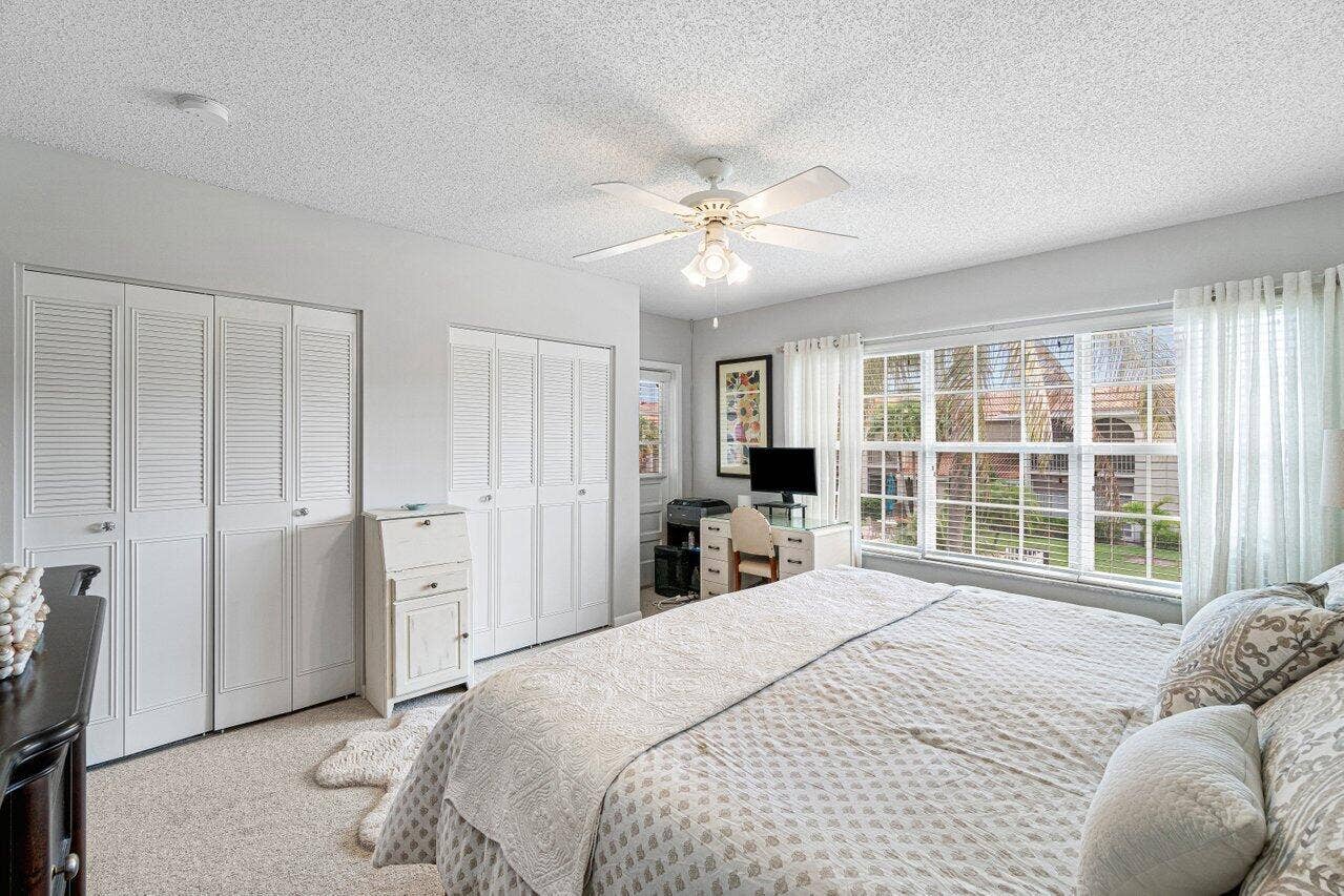 027-250Northeast20thStreet-2300-Boca-FL-