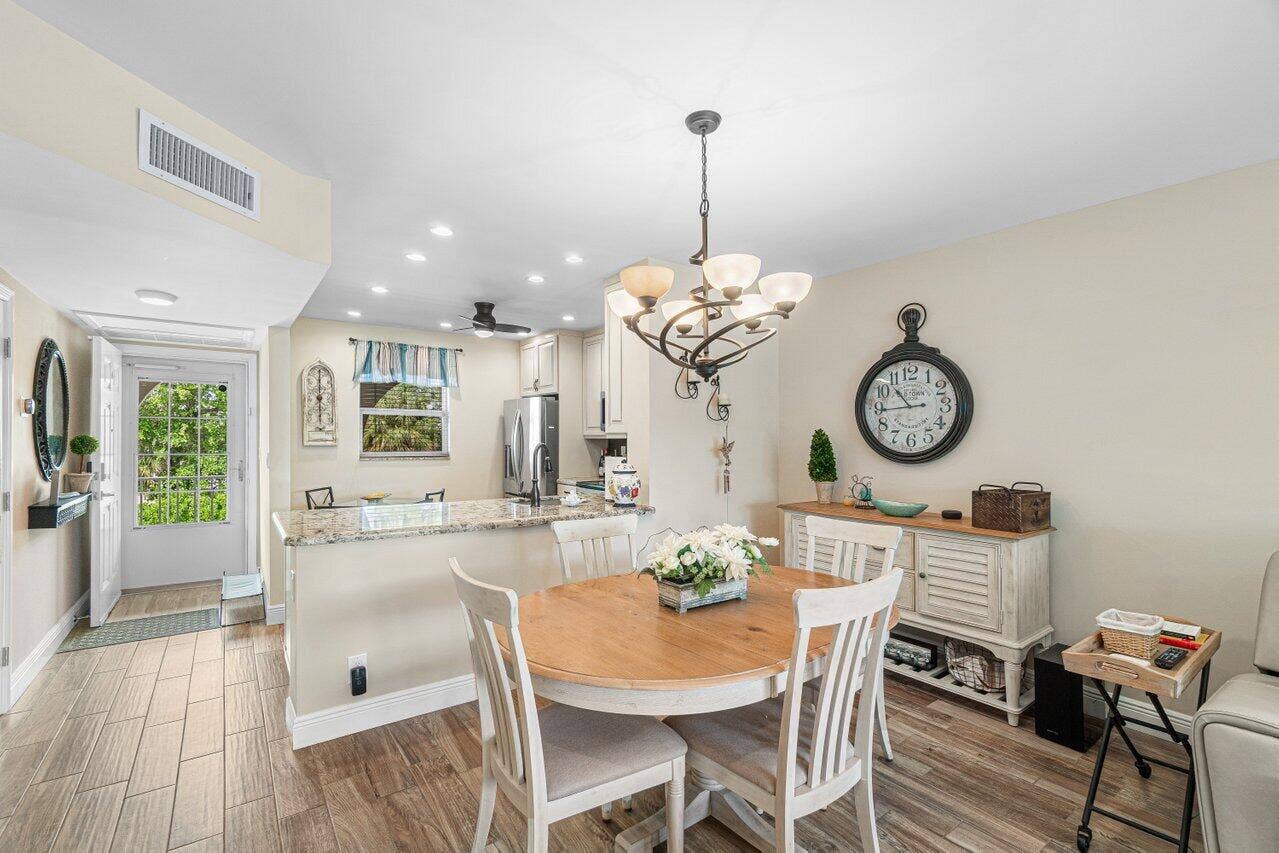 013-250Northeast20thStreet-2300-Boca-FL-