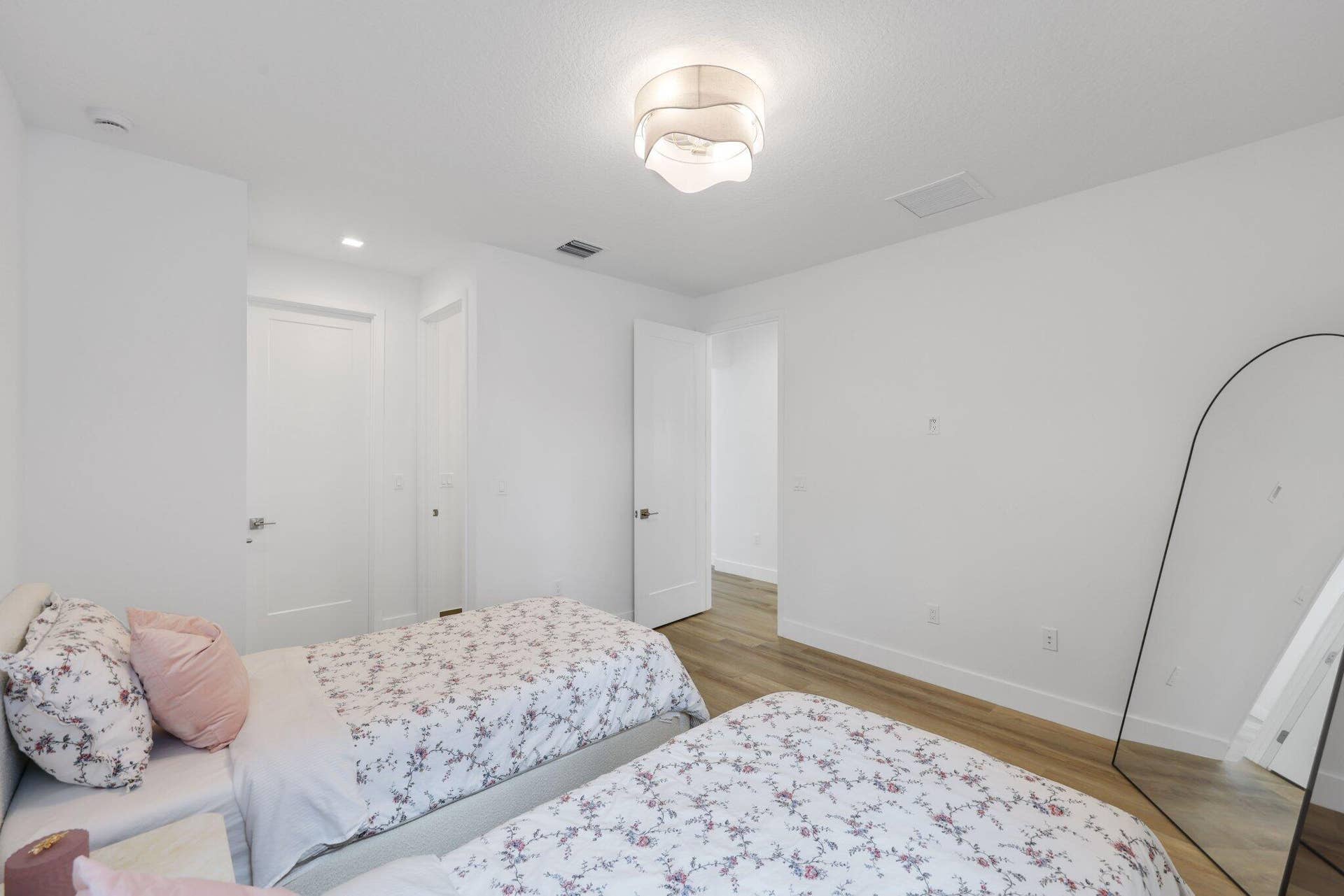 9682 Juniper Bay Ave - 83.jpg-SMALL