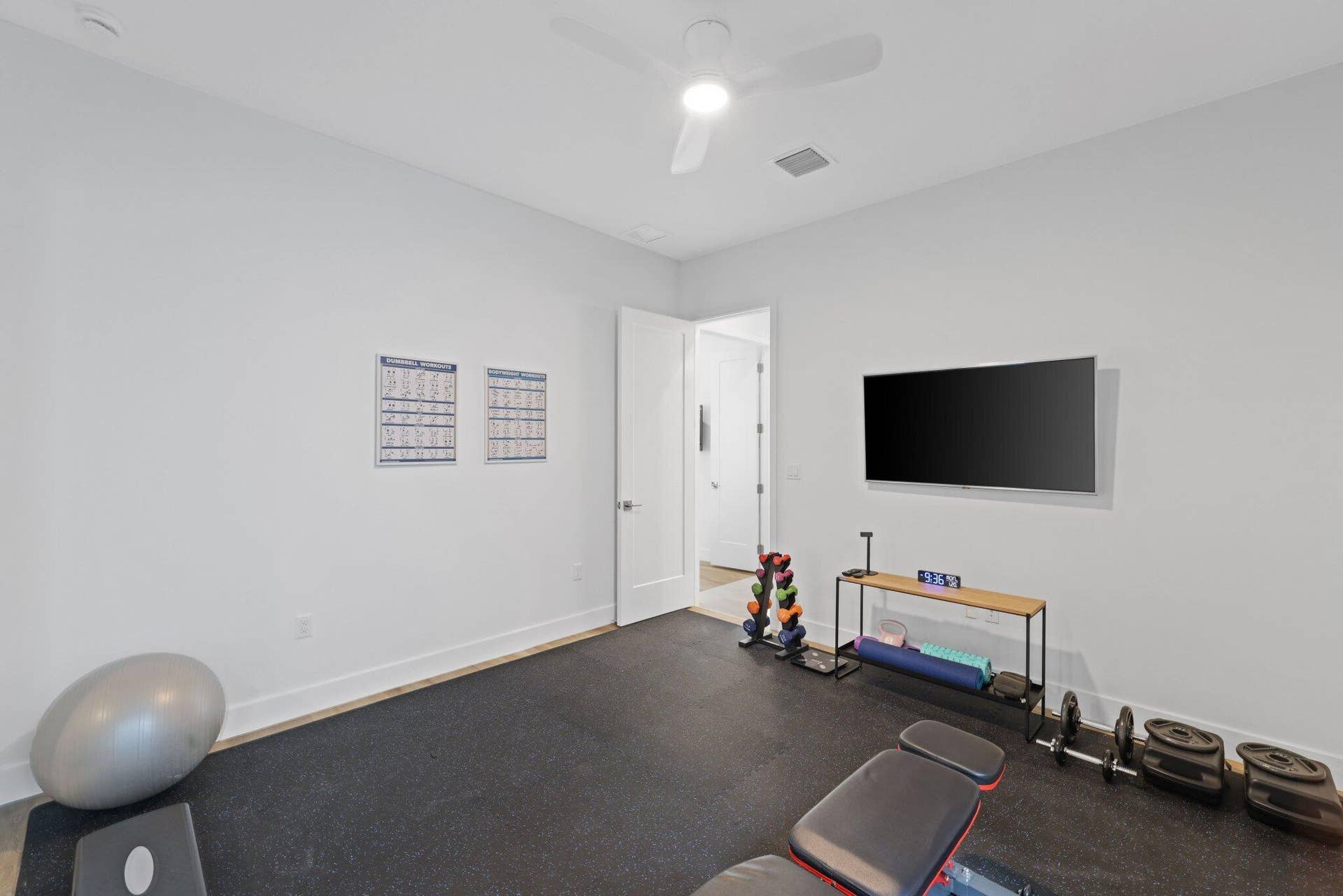9682 Juniper Bay Ave - 52.jpg-SMALL