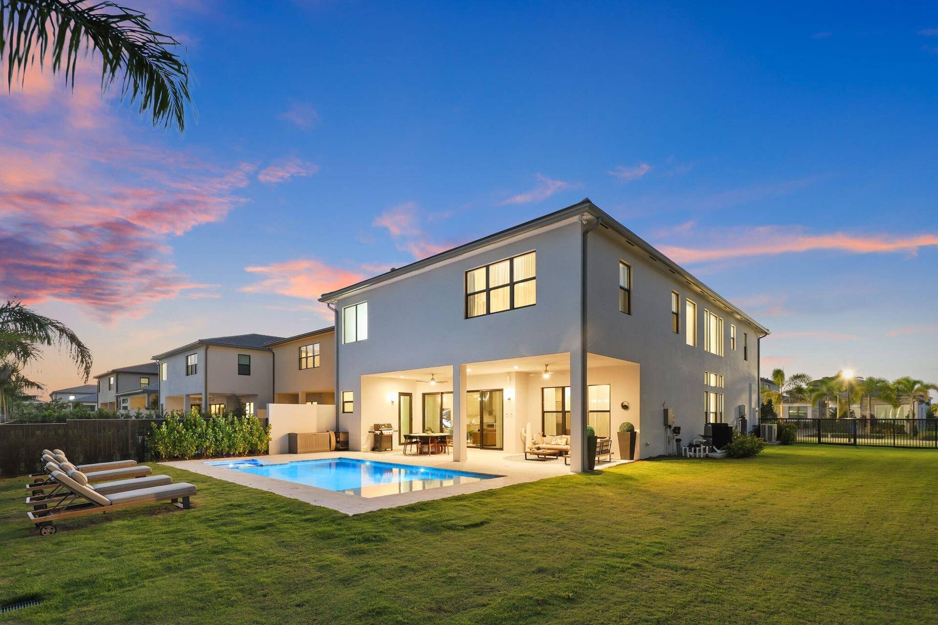 9682 Juniper Bay Ave - 101.jpg-SMALL