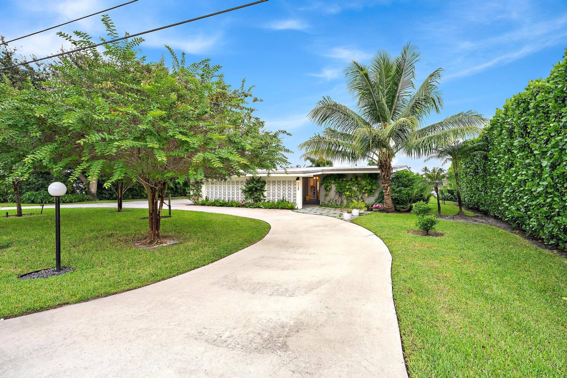 7128 W Lake Drive, Lake Clarke Shores, FL 33406 7128 W Lake Dr 2026-1