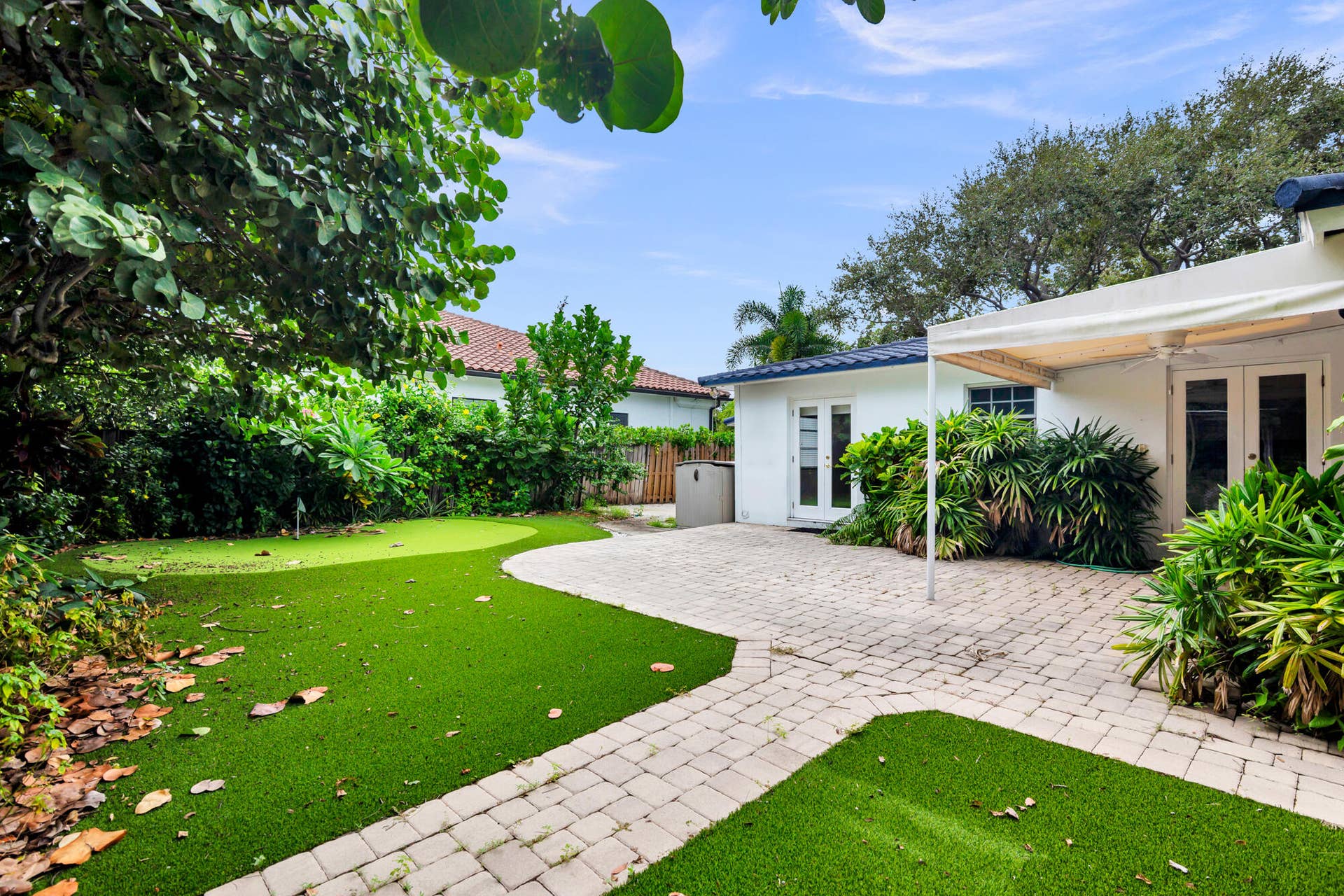 113 GREGORY Place, West Palm Beach, FL 33405 Backyard