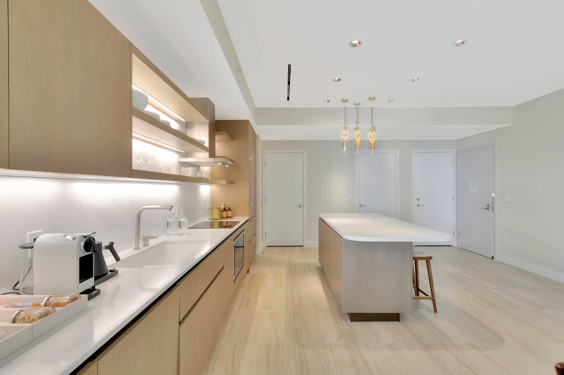525 N FORT LAUDERDALE BEACH Boulevard N, #1704, Fort Lauderdale, FL 33304 26__g6i7962
