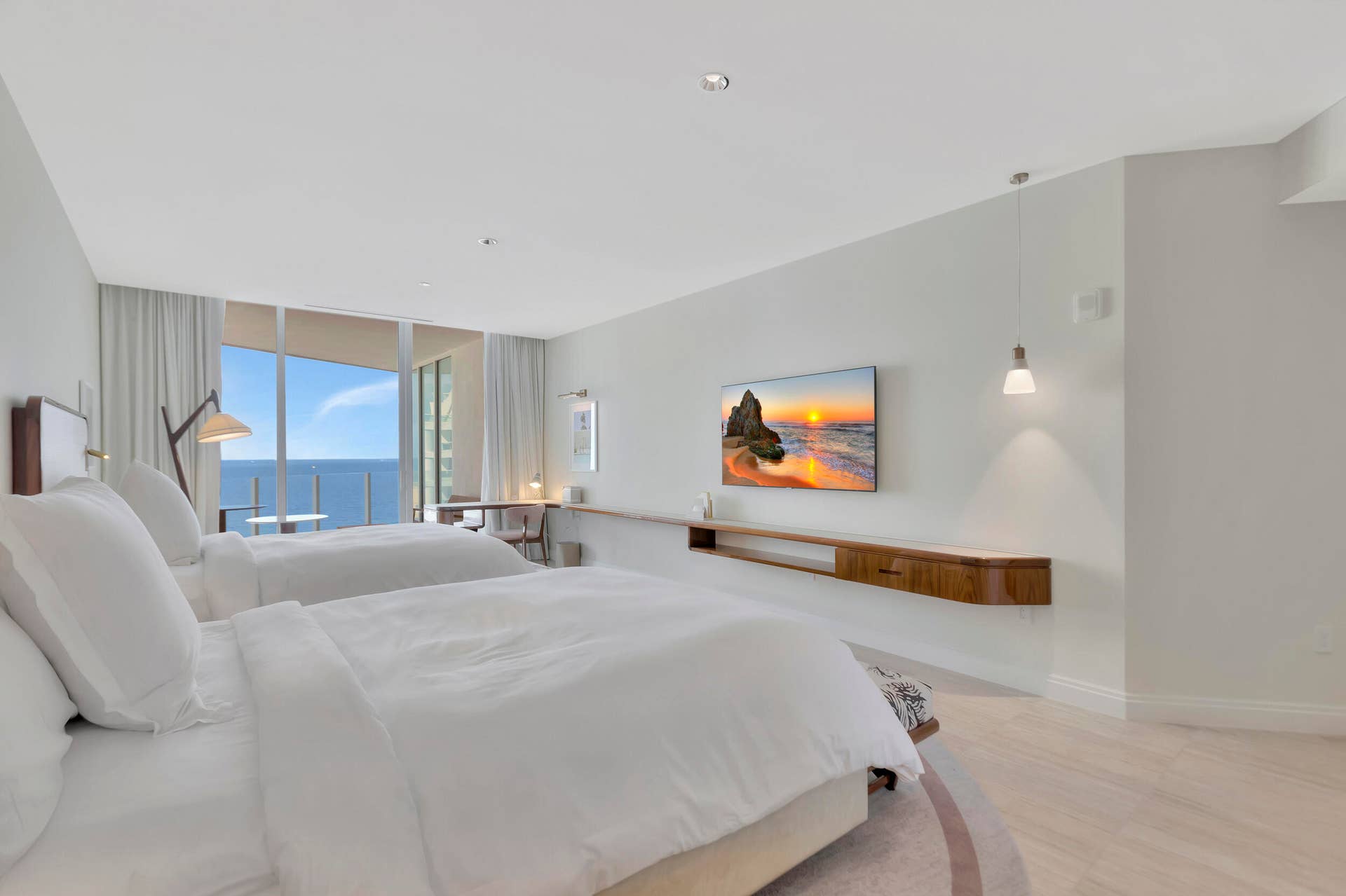 525 N FORT LAUDERDALE BEACH Boulevard N, #1704, Fort Lauderdale, FL 33304 05__g6i7807
