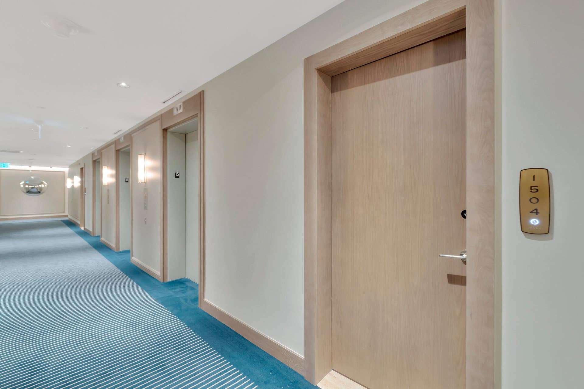 525 N FORT LAUDERDALE BEACH Boulevard N, #1704, Fort Lauderdale, FL 33304 01__g6i7782