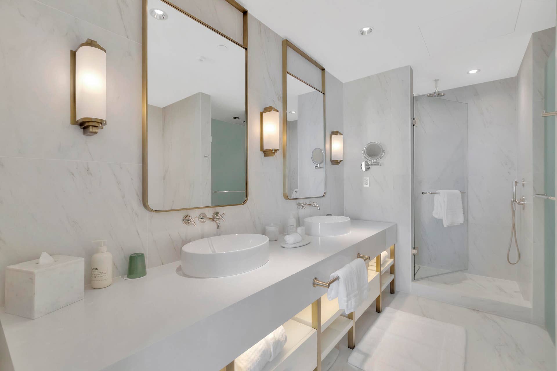 525 N FORT LAUDERDALE BEACH Boulevard N, #1704, Fort Lauderdale, FL 33304 49__g6i8092