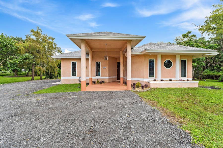Property photo for 16915 62nd Road N, Loxahatchee, FL
