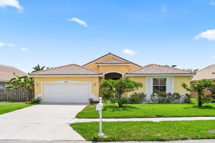Property photo for 9193 Cove Point Circle, Boynton Beach, FL