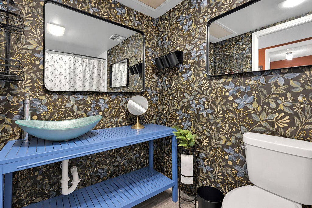Bathroom with tub/shower combo