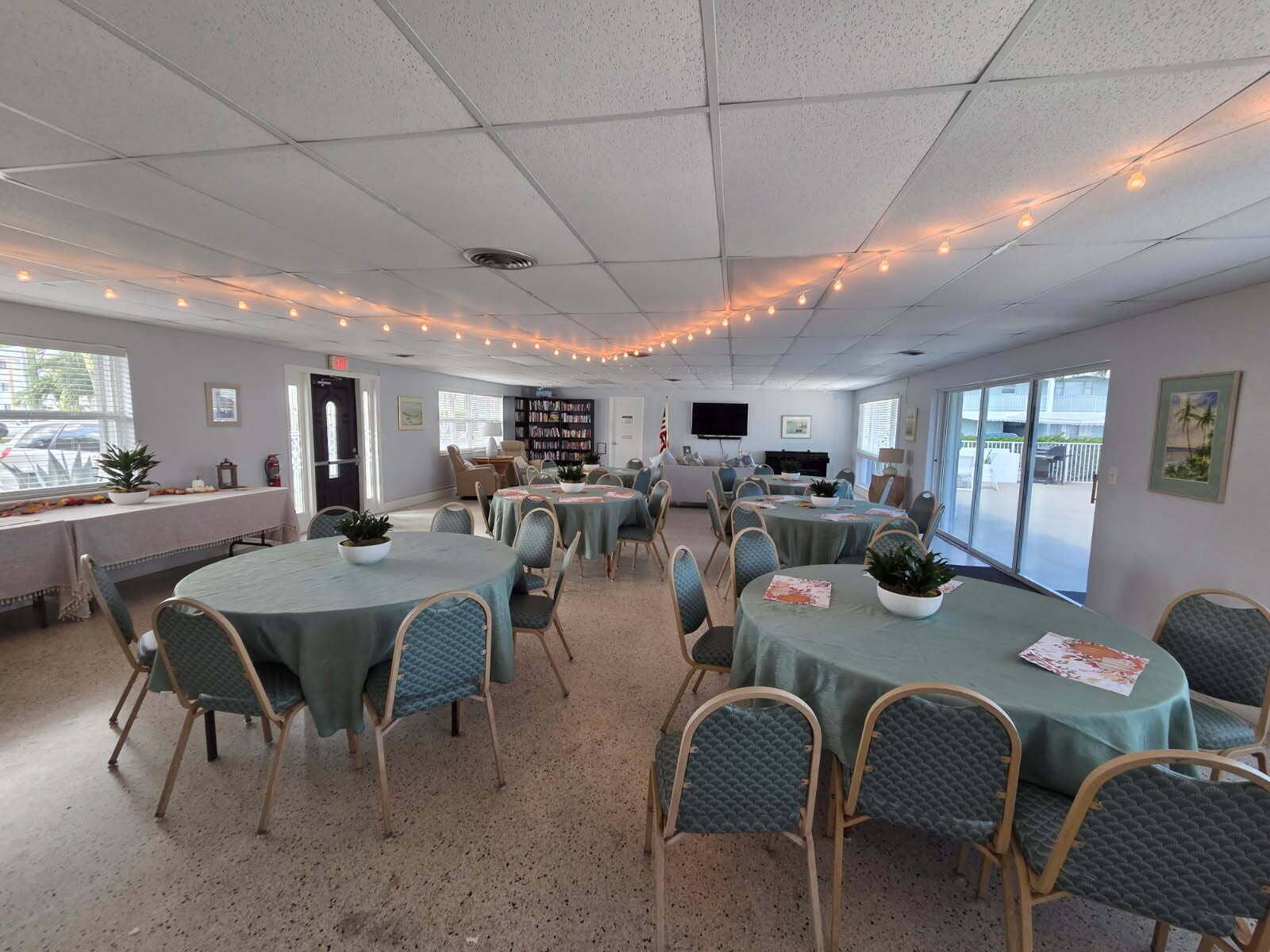 110 Shore Court, #112-B, North Palm Beach, FL 33408 Clubhouse
