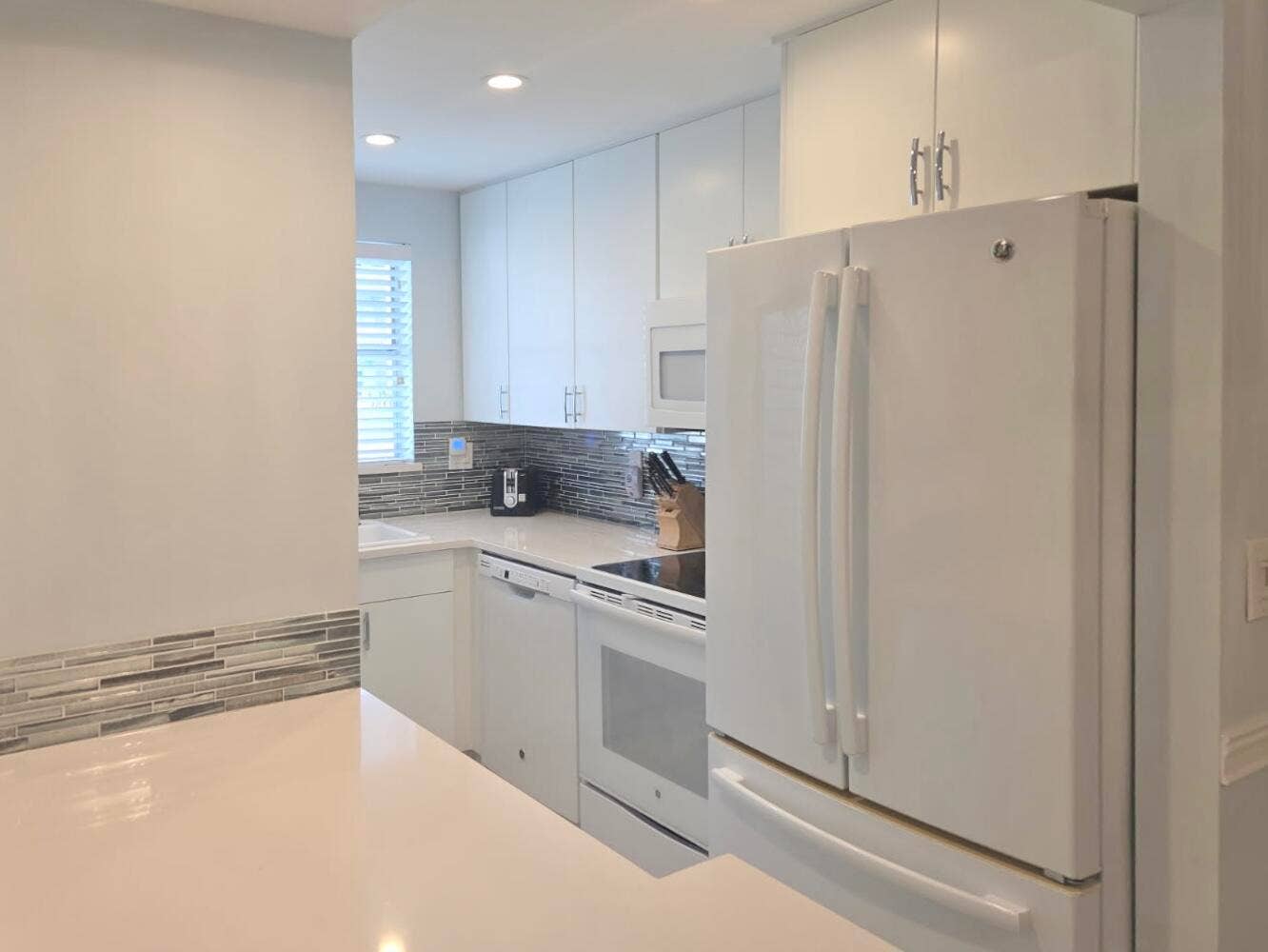 110 Shore Court, #112-B, North Palm Beach, FL 33408 9
