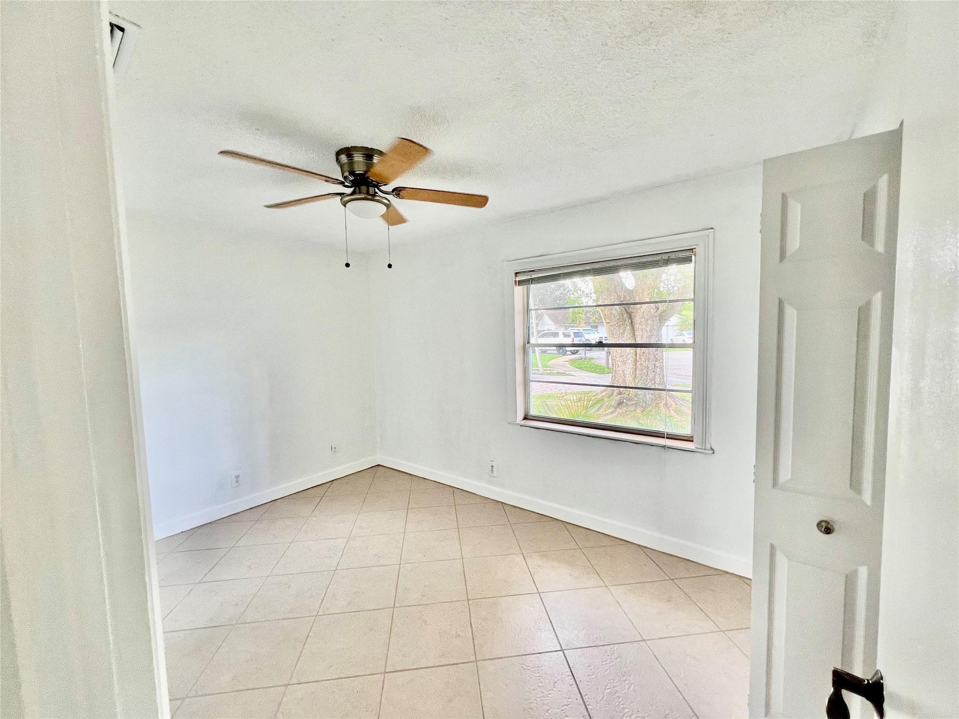 18435 Spanish Isles Court, Boca Raton, Boca Raton, FL 33496 Photo 9