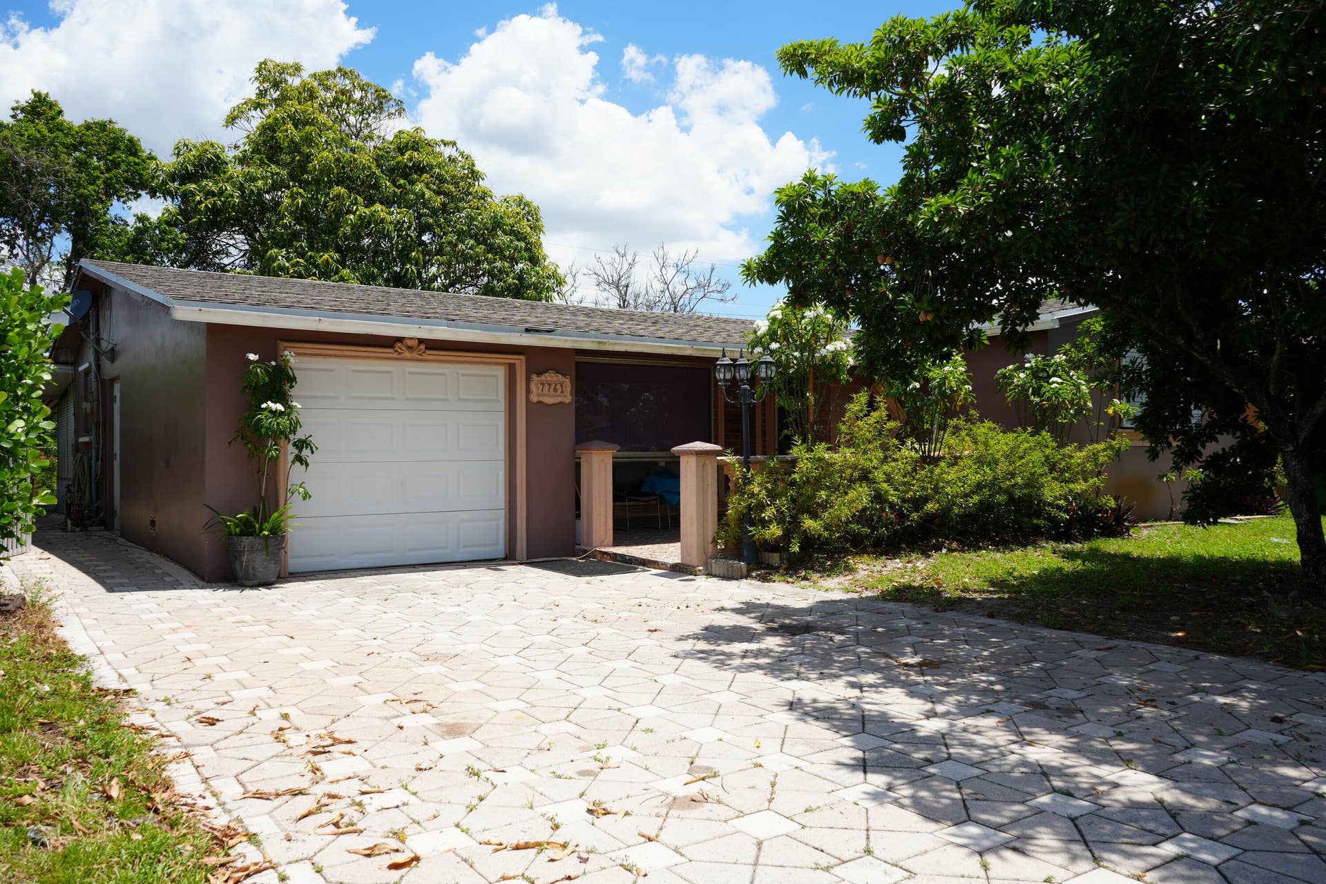 7761 BILTMORE Boulevard, Miramar, FL 33023 DSC00389