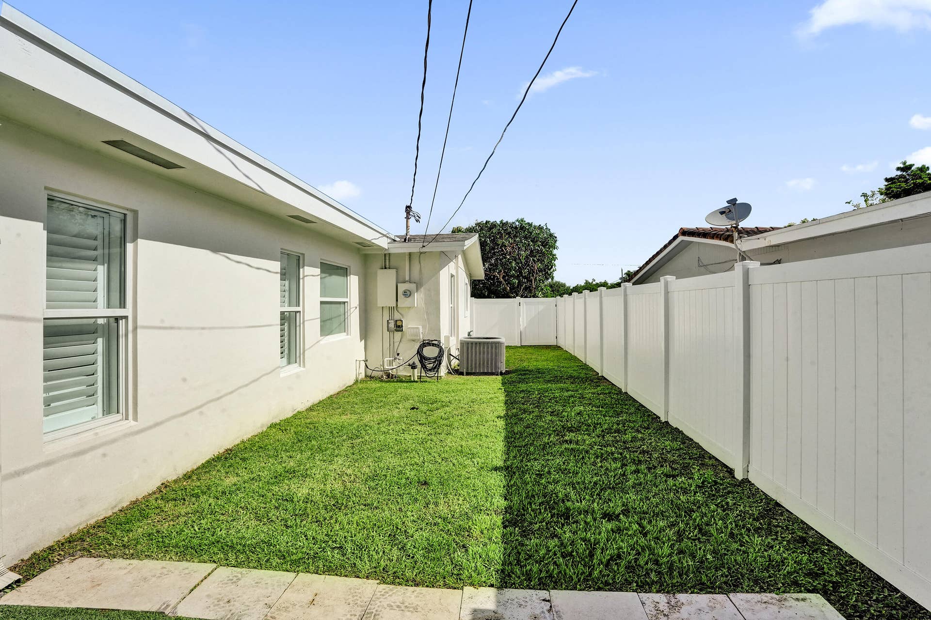 500 SE 3RD Street, Deerfield Beach, FL 33441 DSC03554