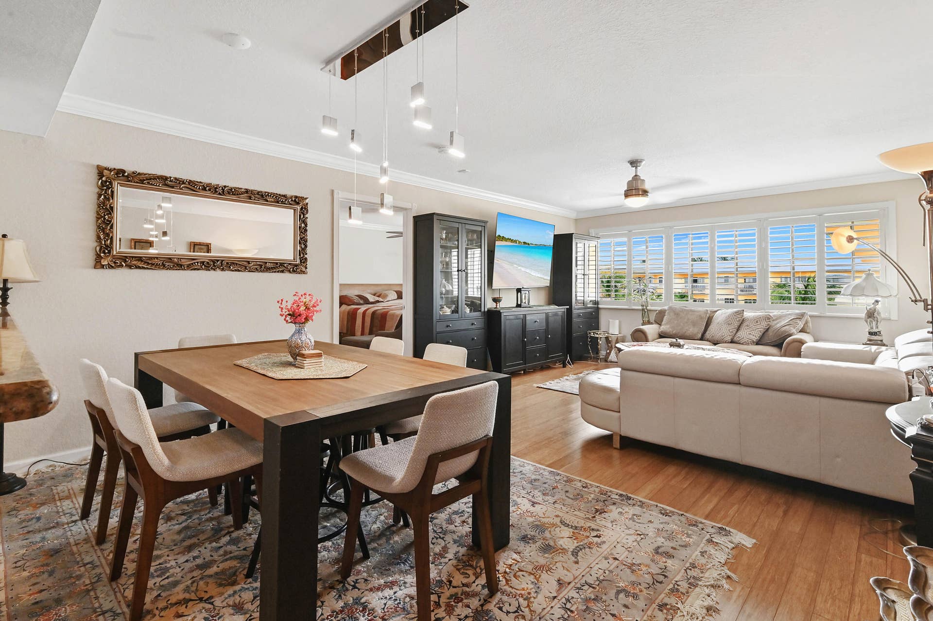 1501 E BROWARD Boulevard, #805, Fort Lauderdale, Fort Lauderdale, FL 33301 11 Dining area 01