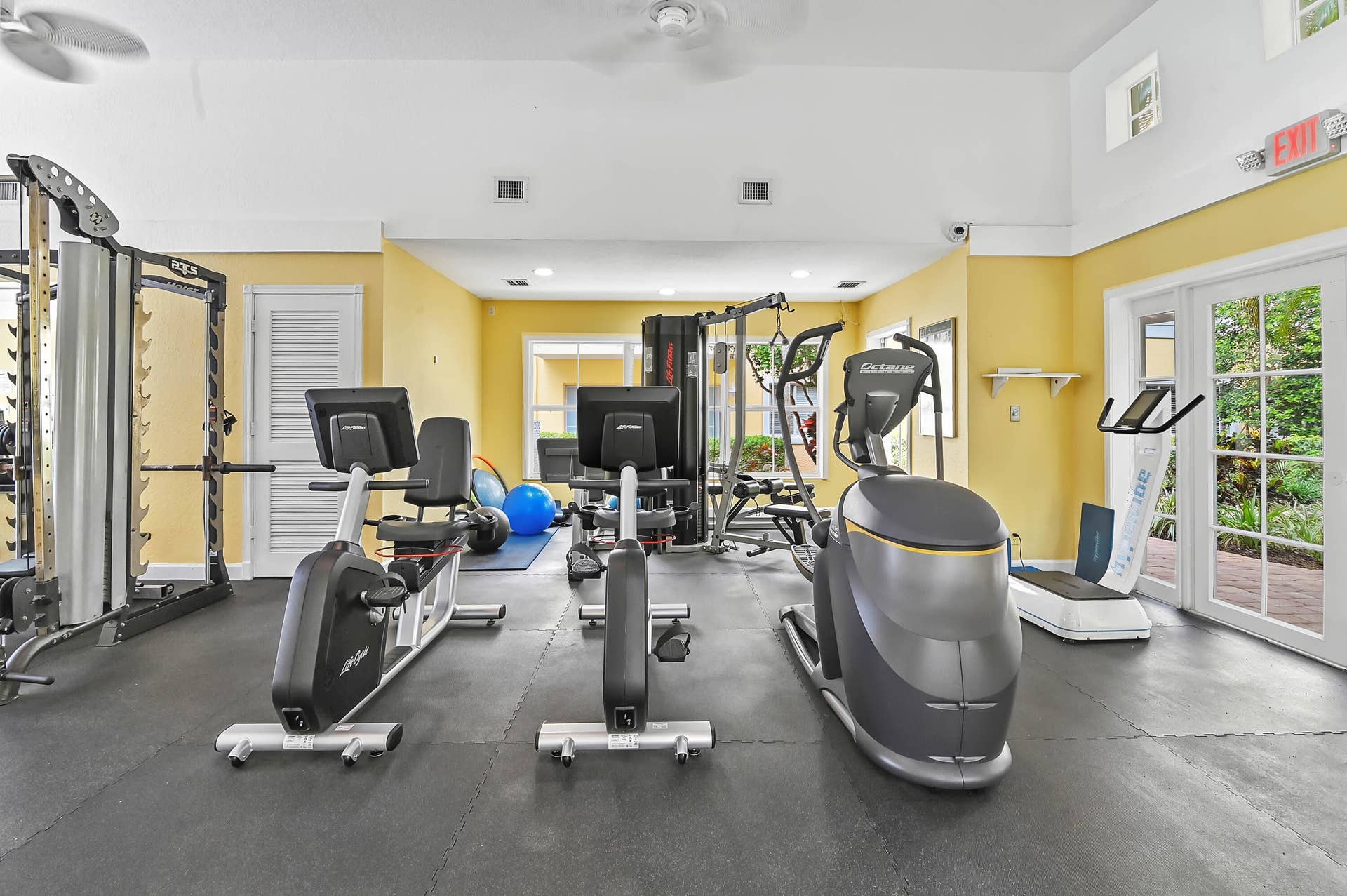 1501 E BROWARD Boulevard, #805, Fort Lauderdale, Fort Lauderdale, FL 33301 40 gym 01