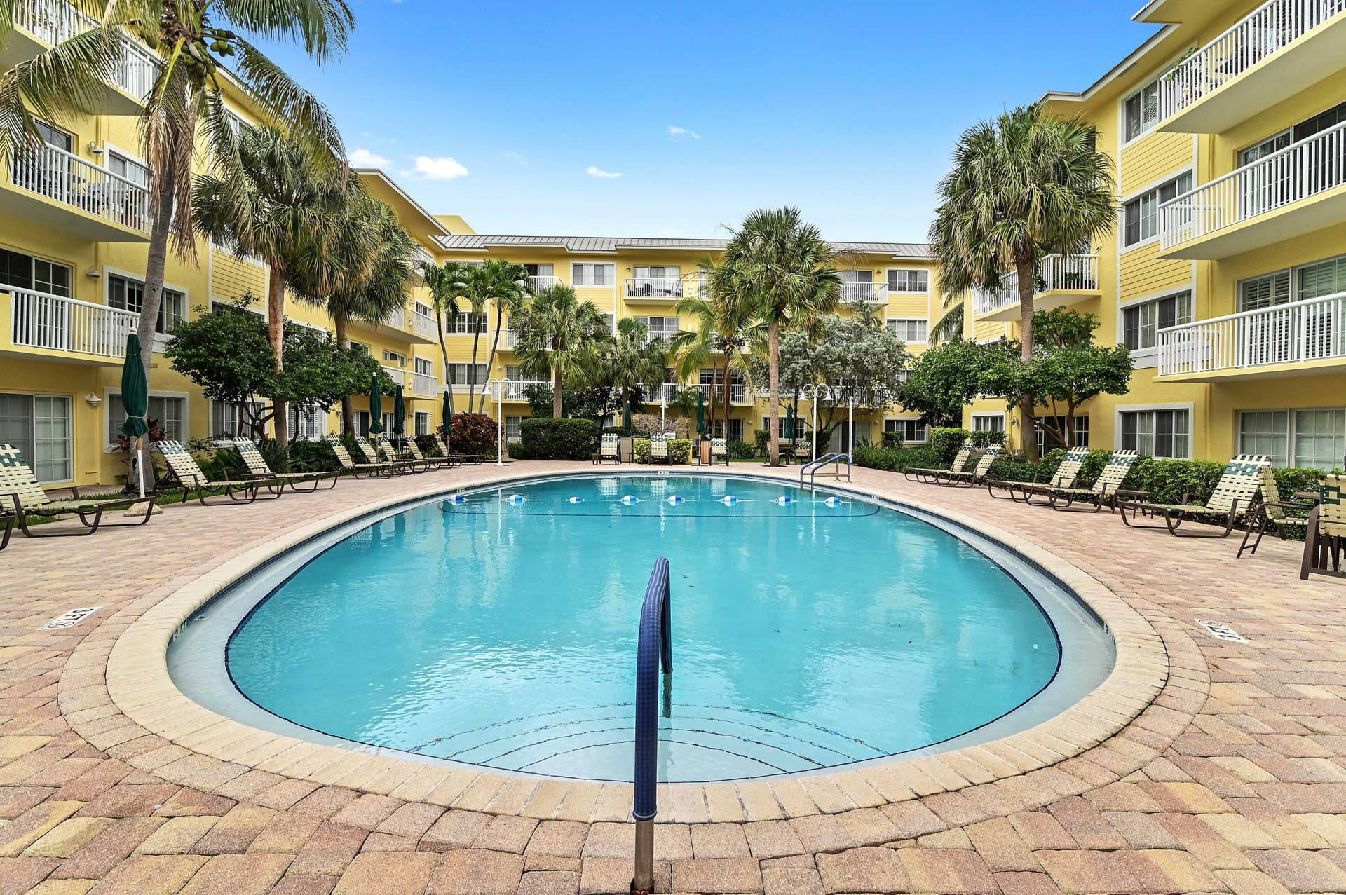 1501 E BROWARD Boulevard, #805, Fort Lauderdale, Fort Lauderdale, FL 33301 36 pool 03