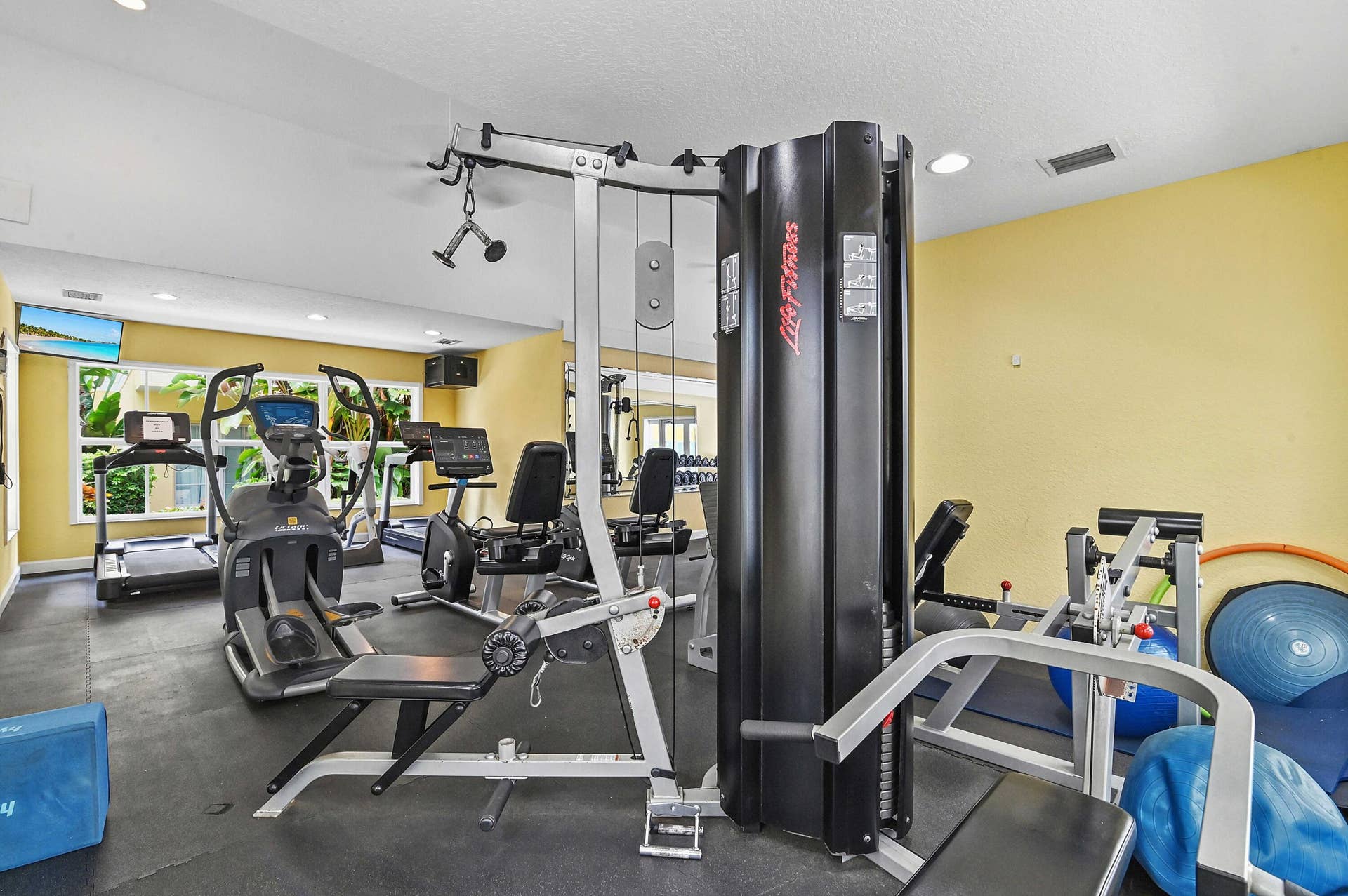 1501 E BROWARD Boulevard, #805, Fort Lauderdale, Fort Lauderdale, FL 33301 45 gym 05