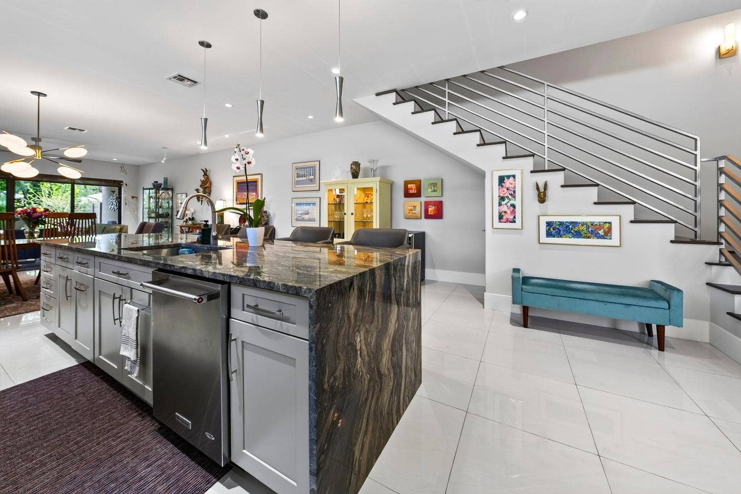 930 NE 16th Avenue, Fort Lauderdale, FL 33304 024-036-Kitchen-1499x1000