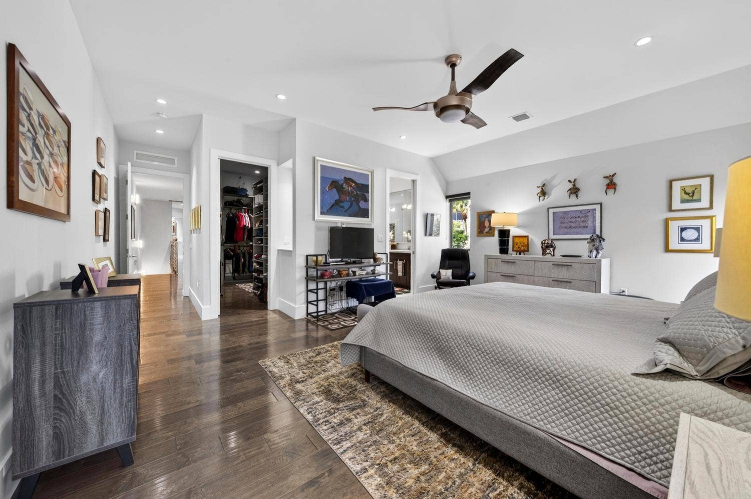 930 NE 16th Avenue, Fort Lauderdale, FL 33304 050-050-Primary Bedroom-1500x999