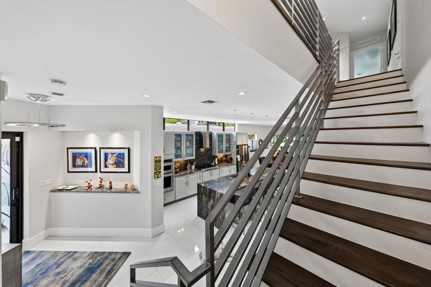 930 NE 16th Avenue, Fort Lauderdale, FL 33304 029-041-Stairway-1500x1000