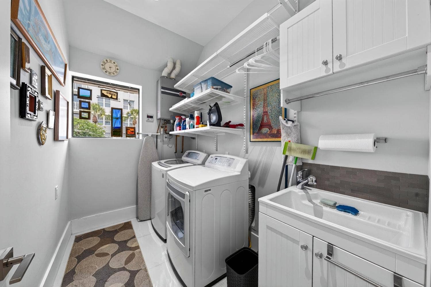 930 NE 16th Avenue, Fort Lauderdale, FL 33304 036-018-Laundry Room-1500x1000