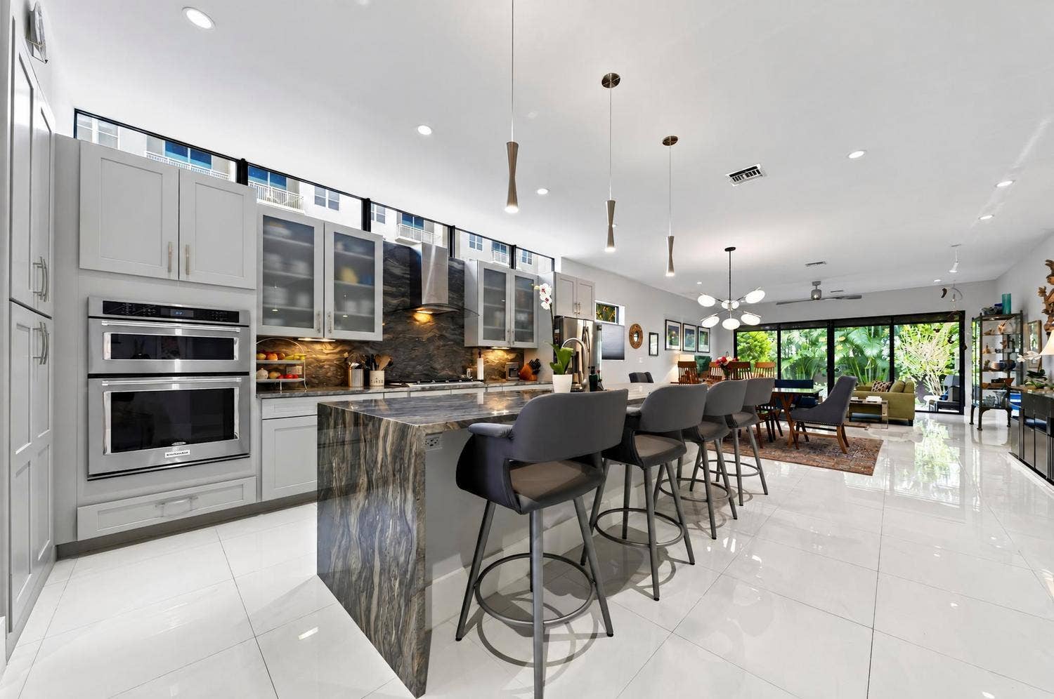 930 NE 16th Avenue, Fort Lauderdale, FL 33304 022-008-KitchenBreakfast-1500x996