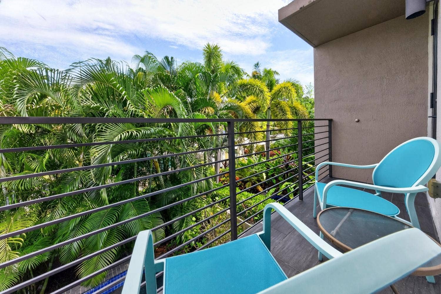 930 NE 16th Avenue, Fort Lauderdale, FL 33304 047-049-Balcony-1500x1000