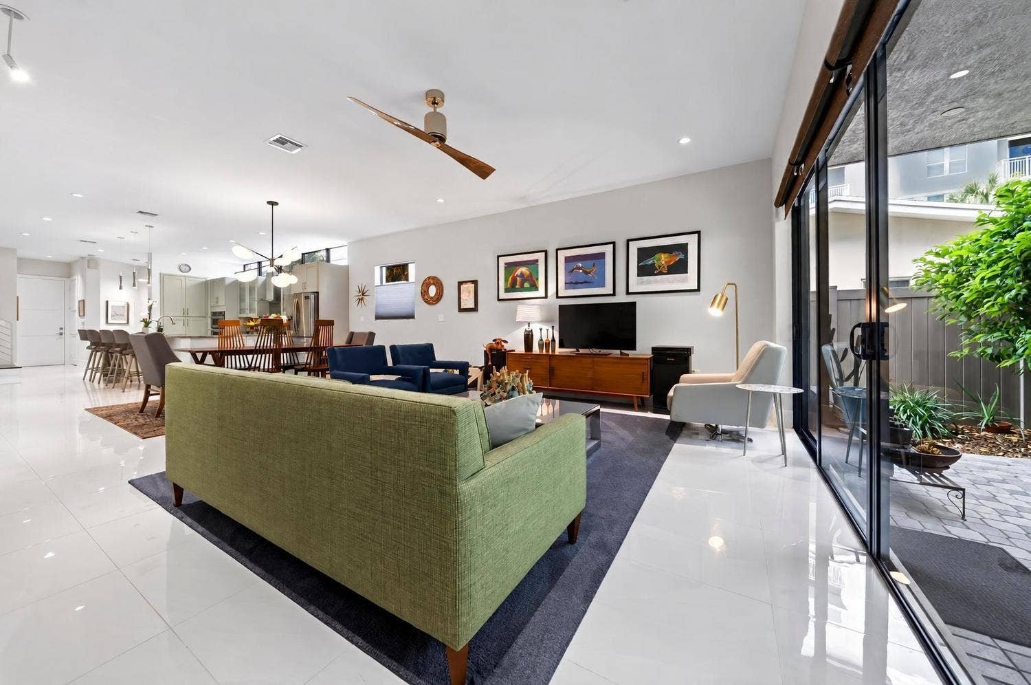 930 NE 16th Avenue, Fort Lauderdale, FL 33304 016-045-Living Room-1500x996
