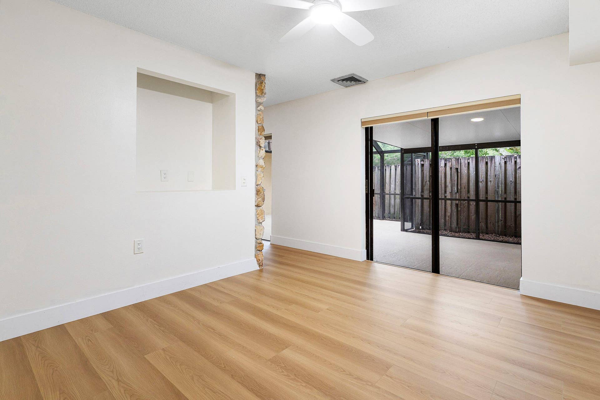 1815 18th Lane, Palm Beach Gardens, FL 33418 Bonus Room - Optional 4th Bedroom