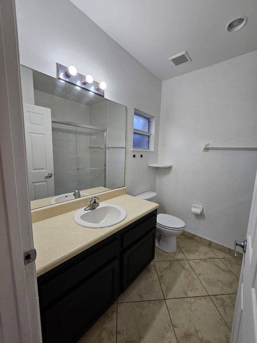 2957 SAGINAW Avenue, West Palm Beach, West Palm Beach, FL 33409 Master Bathroom