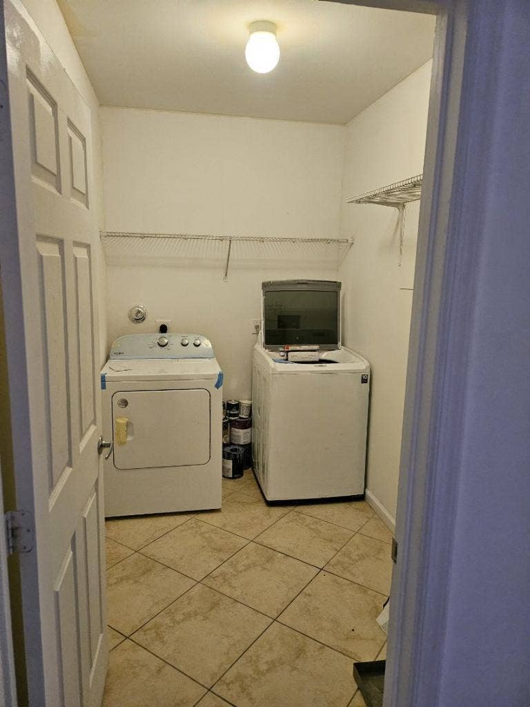 2957 SAGINAW Avenue, West Palm Beach, West Palm Beach, FL 33409 Laundry Room
