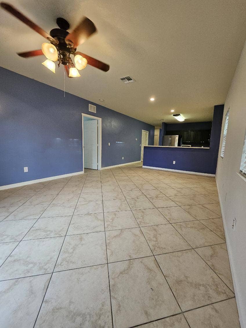 2957 SAGINAW Avenue, West Palm Beach, West Palm Beach, FL 33409 Family Room