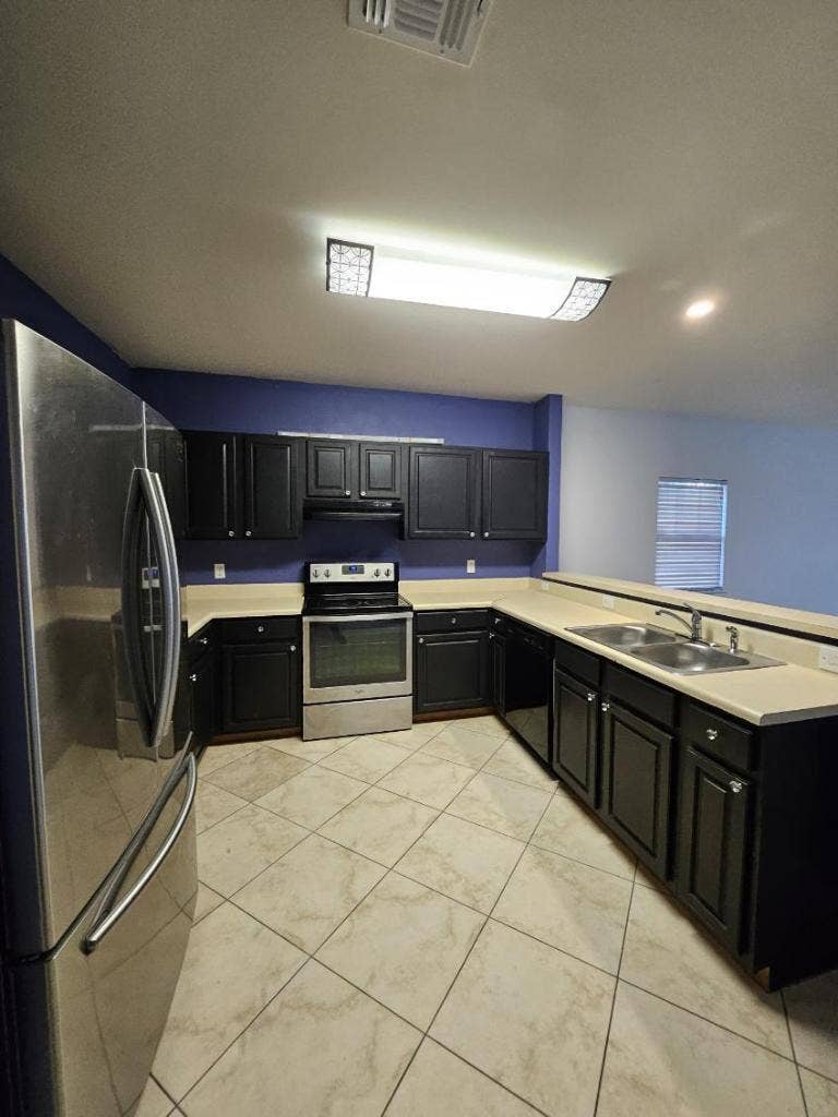 2957 SAGINAW Avenue, West Palm Beach, West Palm Beach, FL 33409 Kitchen