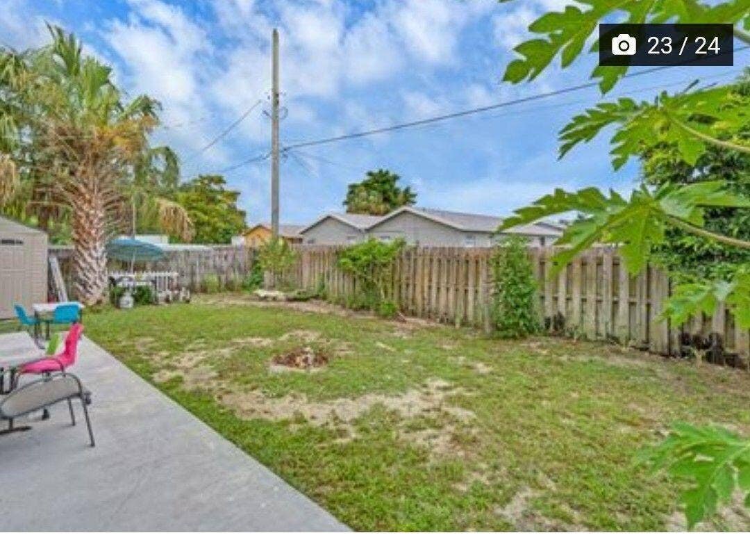 2957 SAGINAW Avenue, West Palm Beach, West Palm Beach, FL 33409 Backyard