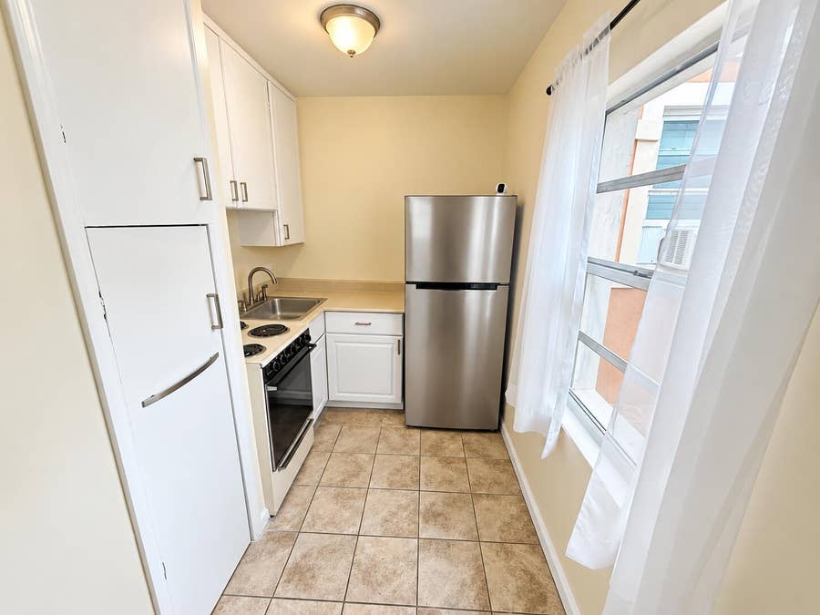 Property photo for 2735 NE 9TH Avenue, #Unit-B, Wilton Manors, FL