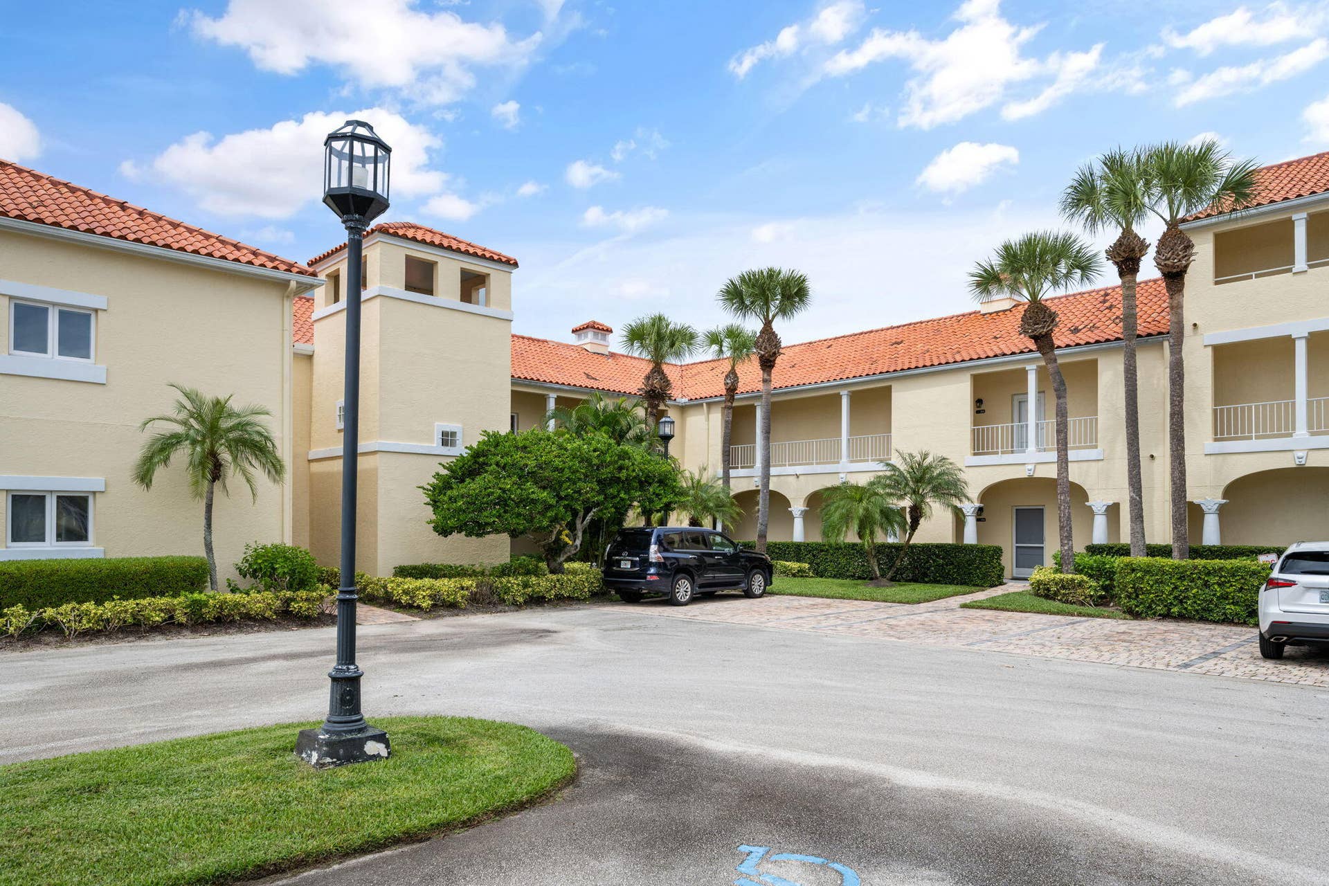 2-web-or-mls-5040 Harmony Circle 203--1