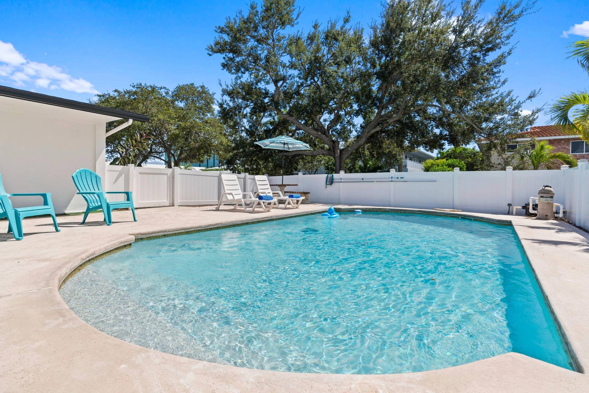 2121 NE 51st Court, Fort Lauderdale, FL 33308 5 (1)
