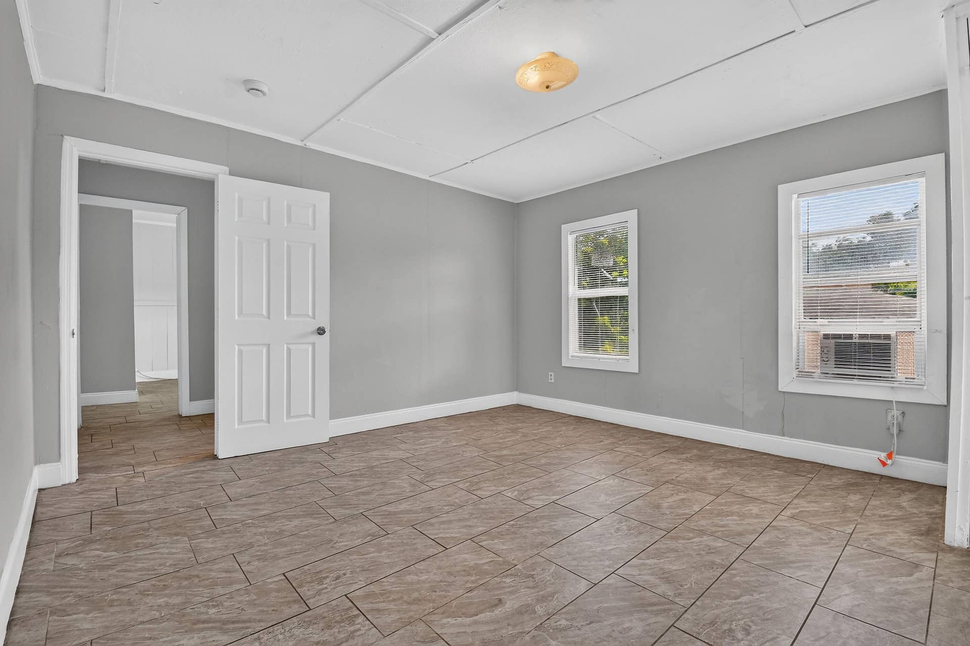 8857thStreet(40)